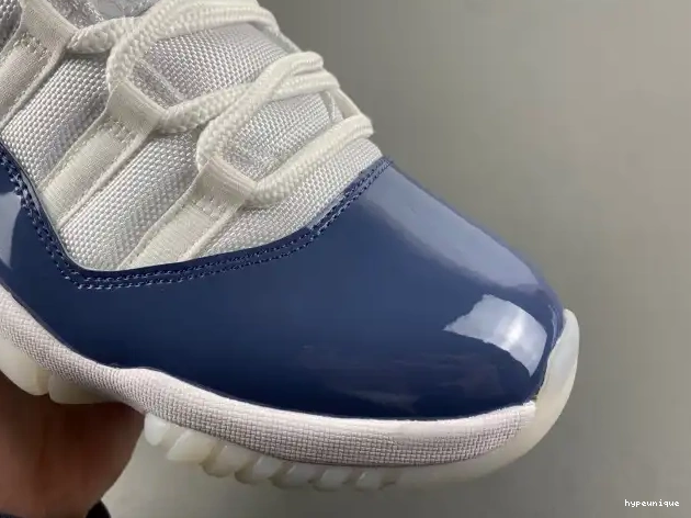 HYPE (2024) Low FV5104-104 Retro 11 Navy Jordan Midnight 0605